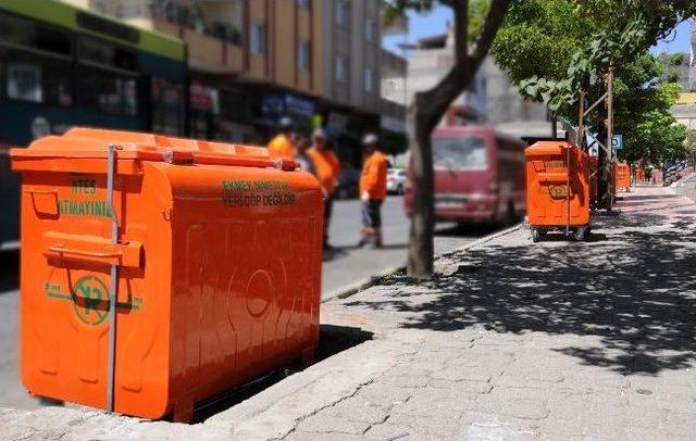 Şehitkamil&rsquo;de Konteynır Yenileme &Ccedil;alışmaları Devam Ediyor 1