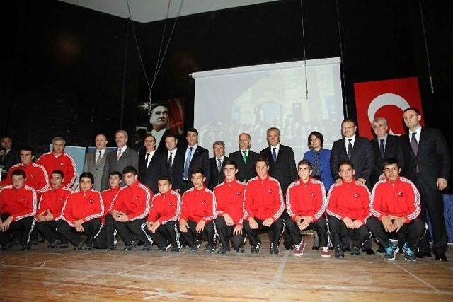 Bursa Okul Sporlarında Lider Şehir Oldu