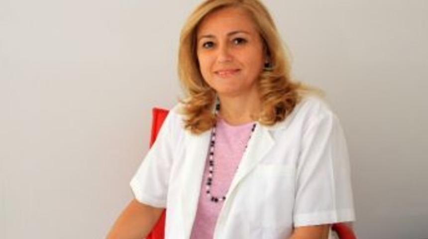 Sahurda Yumurta Tok Tutuyor