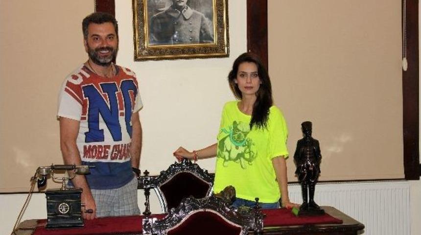 Esen Tiyatro Ekibi Akşehir Seyircisine Hayran Kaldı
