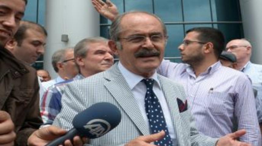 CHP'li B&uuml;y&uuml;kerşen, Kendini Savunmak I&ccedil;in Mahkemeye Slayt Kurdu
