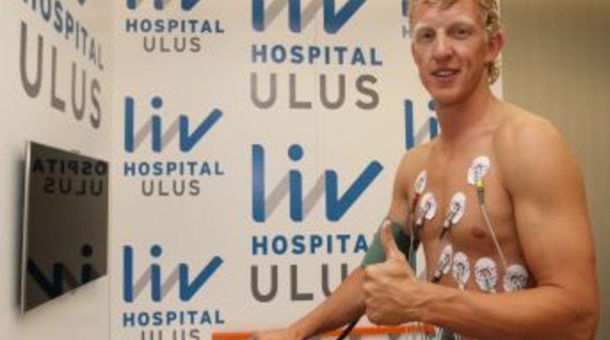 Dirk Kuyt Ve Salih U&ccedil;an Sağlık Kontrol&uuml;nden Ge&ccedil;ti