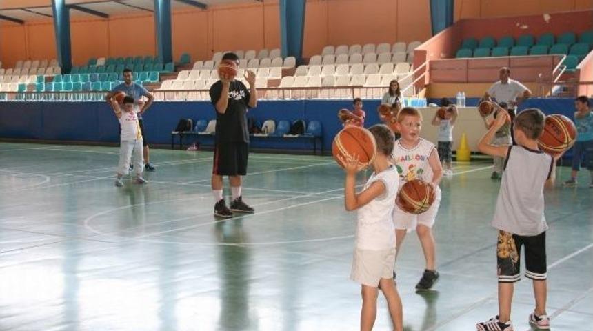 Basketbol Kursları Tam Gaz