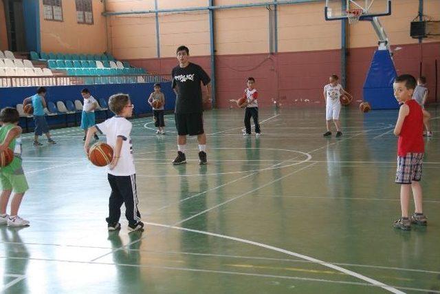 Basketbol Kursları Tam Gaz