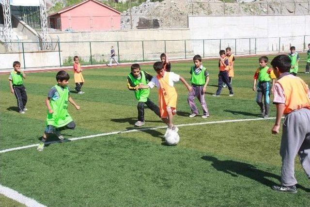 Başkan Bedirhanoğlu’ndan Sporculara Ziyaret