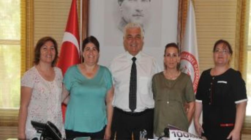 Kadın Girişimcilerden Başkan G&uuml;r&uuml;n&rsquo;e Ziyaret