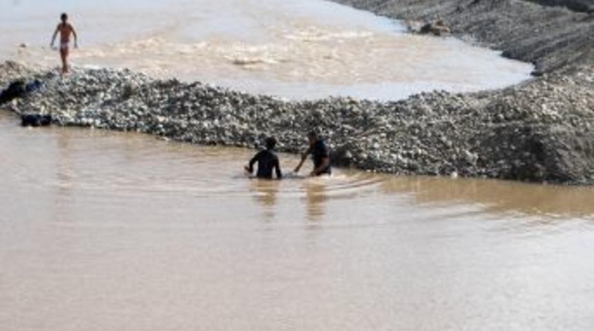 DSİ'den 'Batman Baraj G&ouml;l&uuml; Ve G&ouml;letlere' Girmeyin Uyarısı