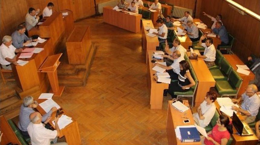 Mecliste "cami Yeri" Tartışması