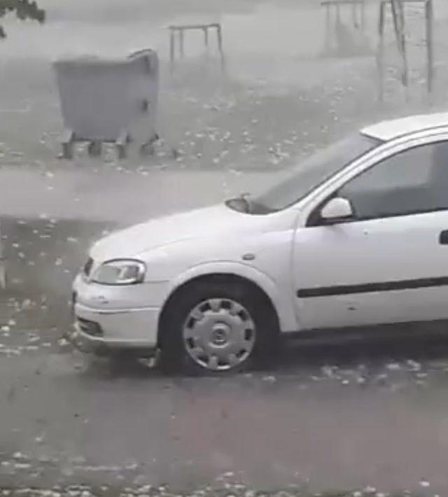 Sakarya'da dolu yağışı etkili oldu