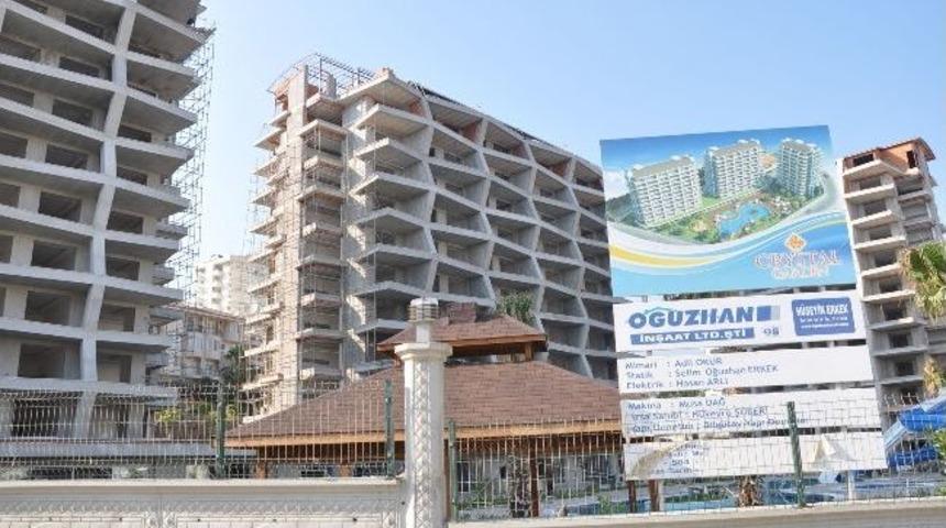 9'uncu kattan d&uuml;şen iş&ccedil;i &ouml;ld&uuml;