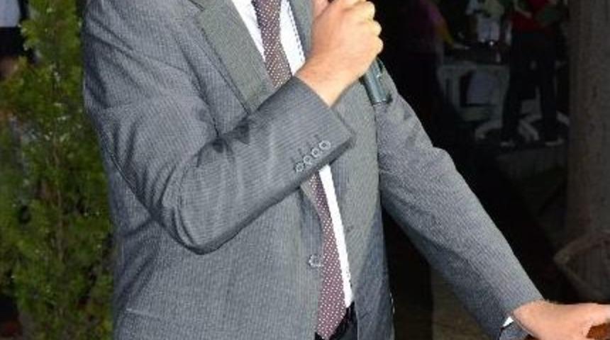 D&uuml;zce Belediyesi&rsquo;nin Toplu İftarı Geniş Katılımla Film Platosunda Yapıldı