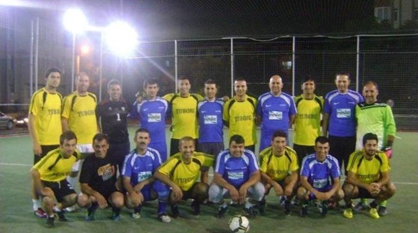 Salihli'de Futbol Turnuvası Sona Erdi