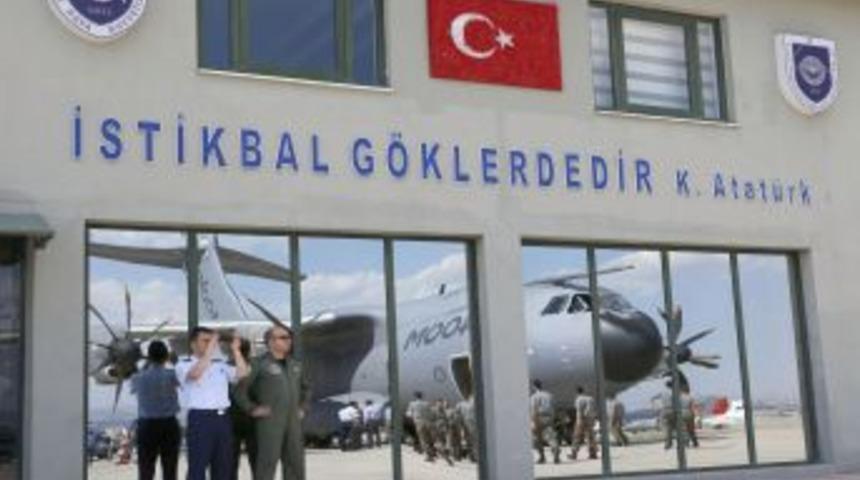 T&uuml;rk Subaylar A400M Nakliye U&ccedil;ağını Test Etti