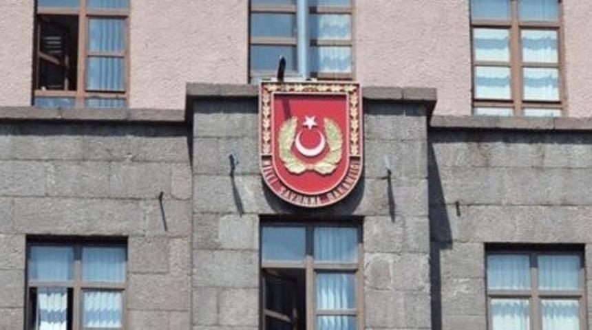 Milli Savunma Bakanlığı kararıyla 3 askeri hakim meslekten ihra&ccedil; edildi