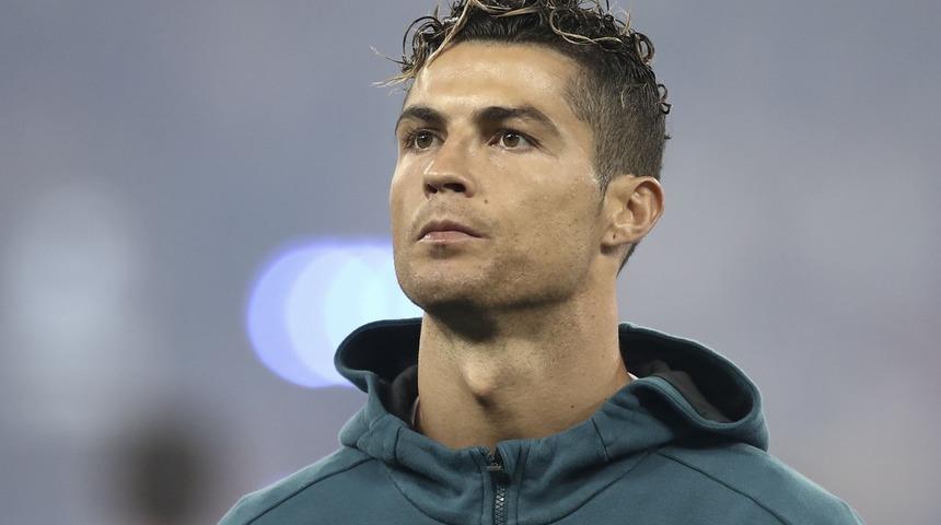 Cristiano Ronaldo'dan tarihi karar