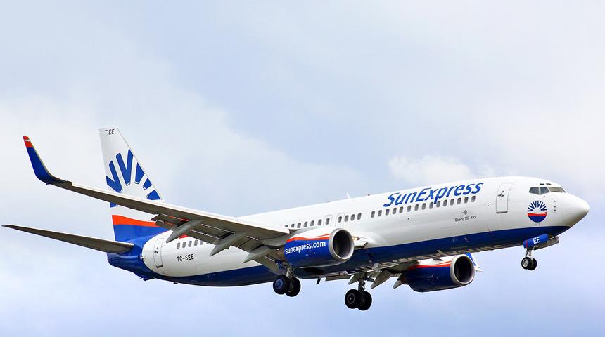 SunExpress, Türkiye'nin 1'inci, dünyanın 5'inci en iyi tatil hava yolu seçildi