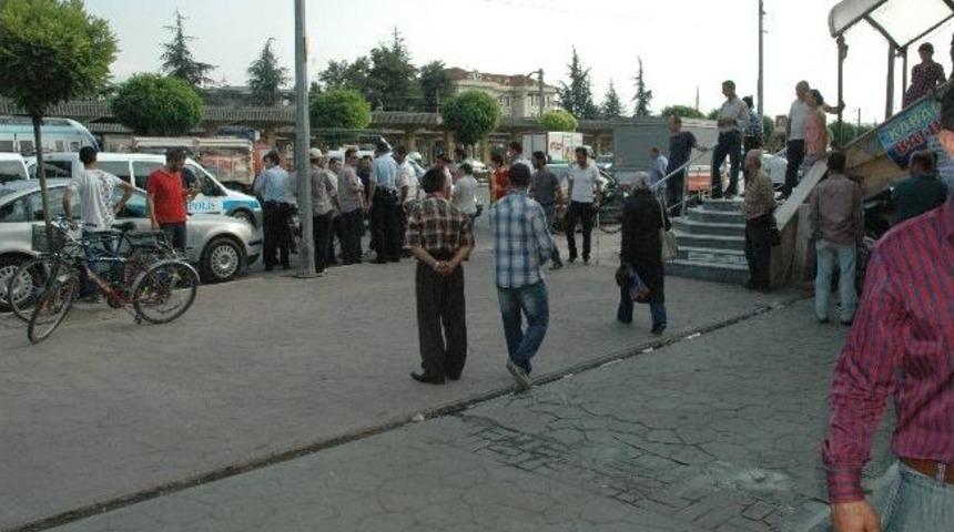 İftar &ouml;ncesi baltalı kavga