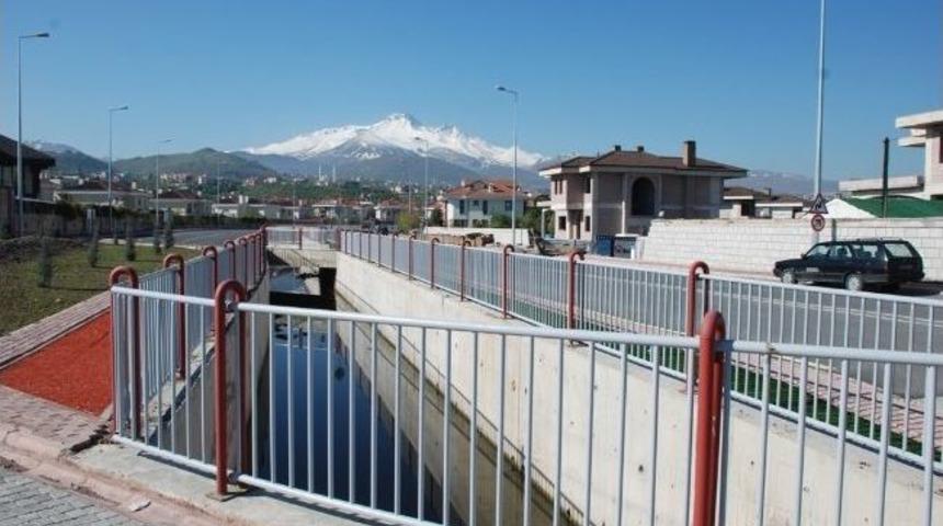 Taner Yıldız Bin 850 Metrelik Yolun A&ccedil;ılışını Yapacak