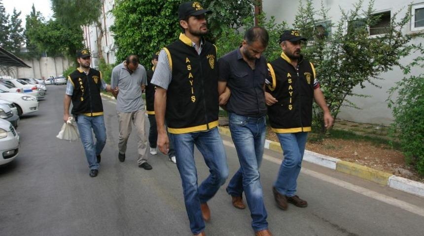 Sahte Polise 22 Bin Lira Yatırdı, Ger&ccedil;eği Banka Kapısında Yakaladı