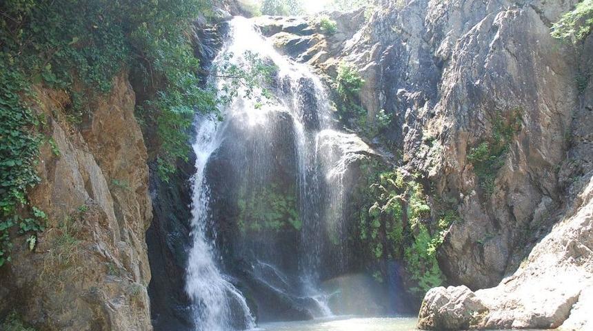 Su D&uuml;şen Şelalesi Turizme Kazandırılacak