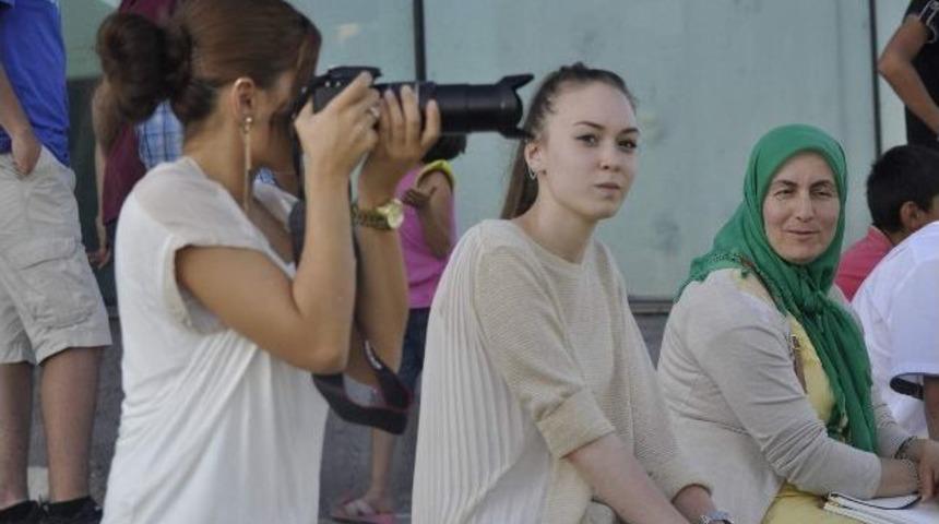 Hazırlık Ma&ccedil;ında Sefa'yı Fotoğarfladılar