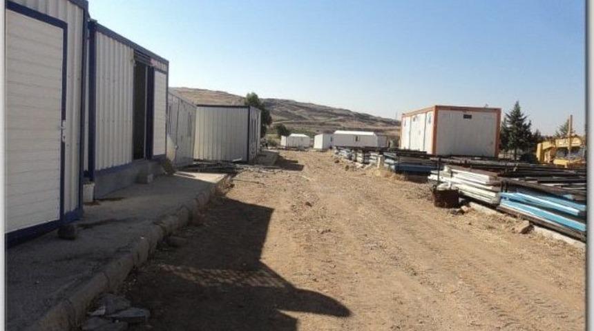 Suriyeliler İ&ccedil;in Yapılan &lsquo;ge&ccedil;ici Barınma Merkezi&rsquo; Alt Yapı &Ccedil;alışmaları S&uuml;r&uuml;yor