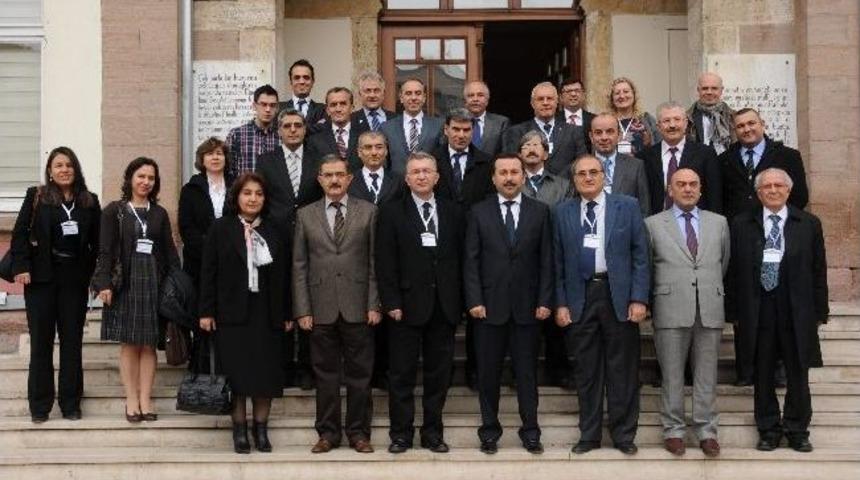 Sel&ccedil;uk&rsquo;ta 9 Programın Akreditasyon S&uuml;resi Uzatıldı