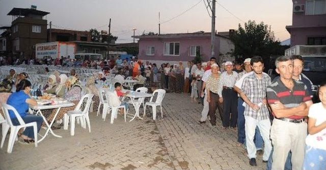 Aydın Belediyesi İftar Çadırlarına Yoğun İlgi