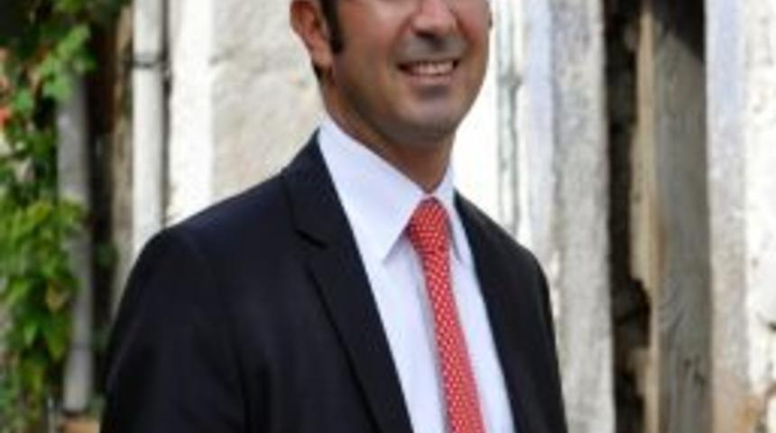 Bergama Belediye Başkanı Mehmet G&ouml;nen&ccedil; Adaylığını A&ccedil;ıkladı