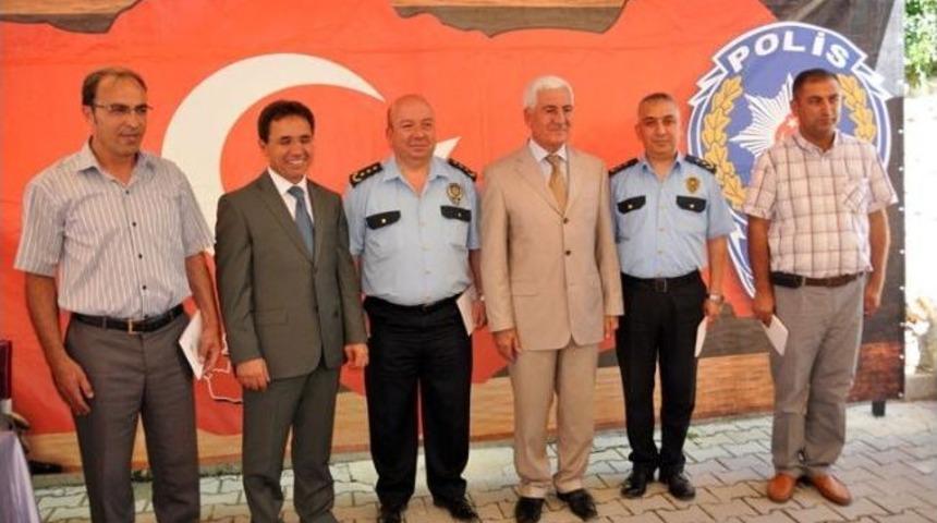 Karaman'da Fahri Trafik M&uuml;fettişlere Belgeleri Verildi