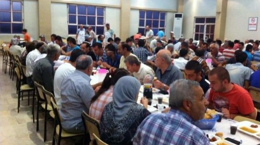 Osmaneli Belediyesi'nden 500 Kişiye İftar Yemeği