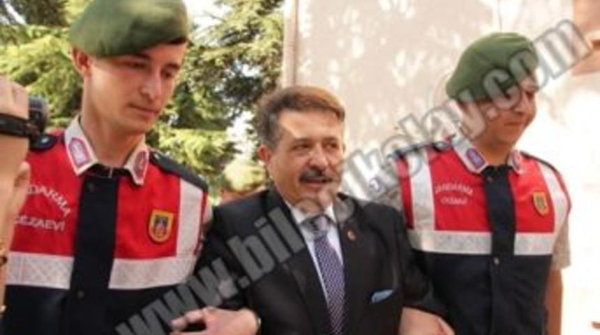 Berberoğlu 2. duruşmasına girdi