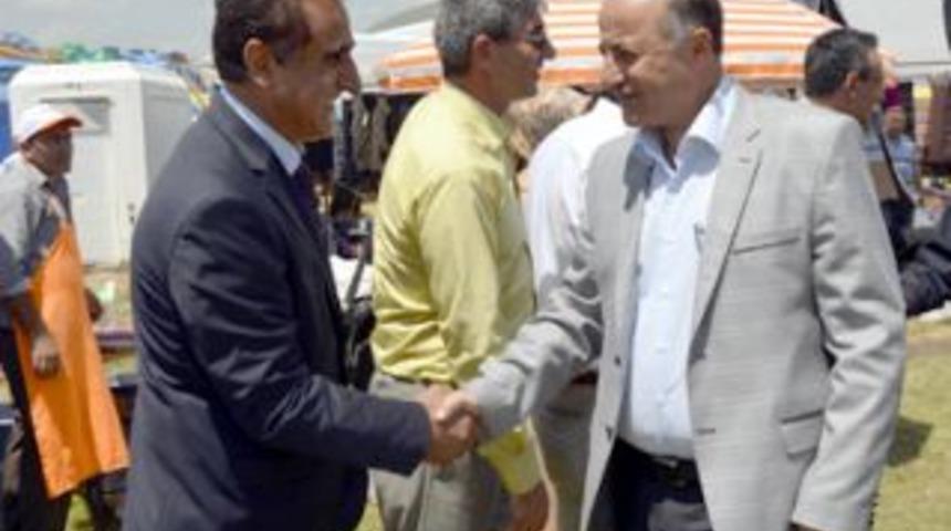 Hamza Bektemur, festivallere renk kattı