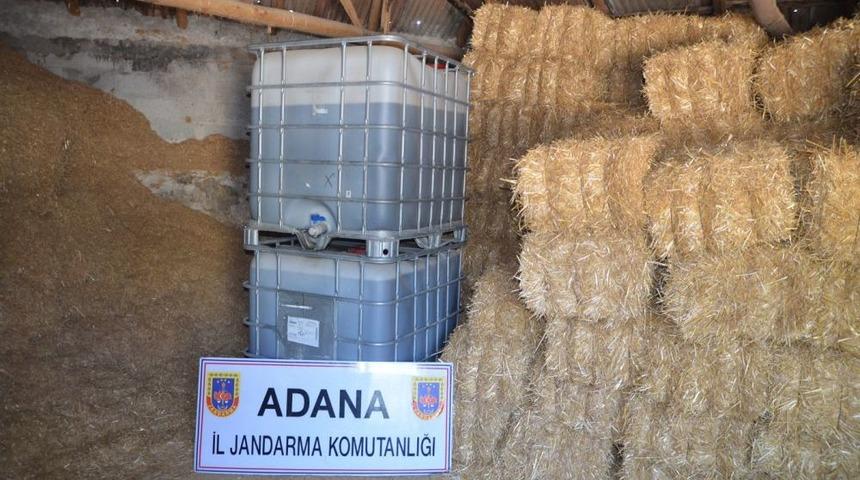 Jandarmadan Ka&ccedil;ak Akaryakıt Operasyonu