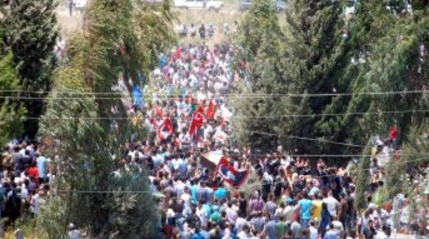 Eskişehir'deki Gezi Eylemlerinde &Ouml;len Korkmaz, Hatay'da Toprağa Verildi