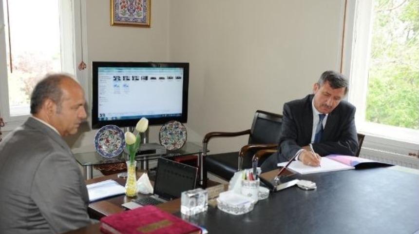 Vali Yılmaz'a Brifing