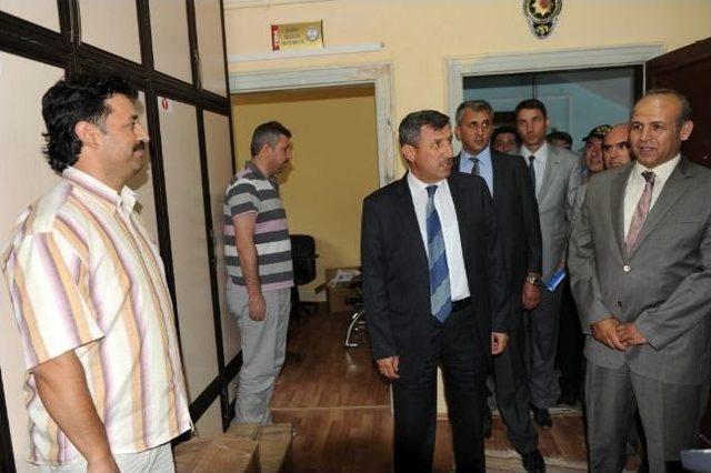 Vali Yılmaz a Brifing 2