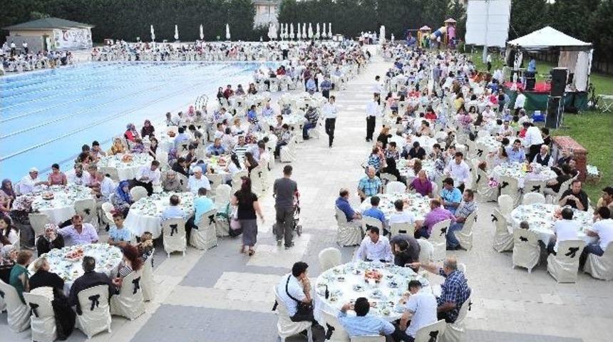 Başkan Keskin Personeliyle Orucunu A&ccedil;tı