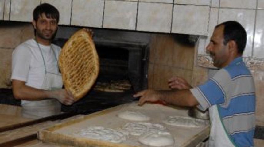 Fırıncıların Sıcak &Ccedil;ilesi