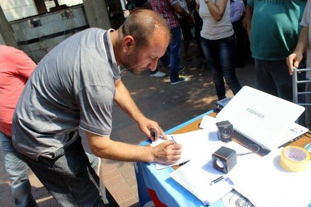 Kerkük Ve Urumçi’de Türklere Yapılan Zulümler Protesto Edildi