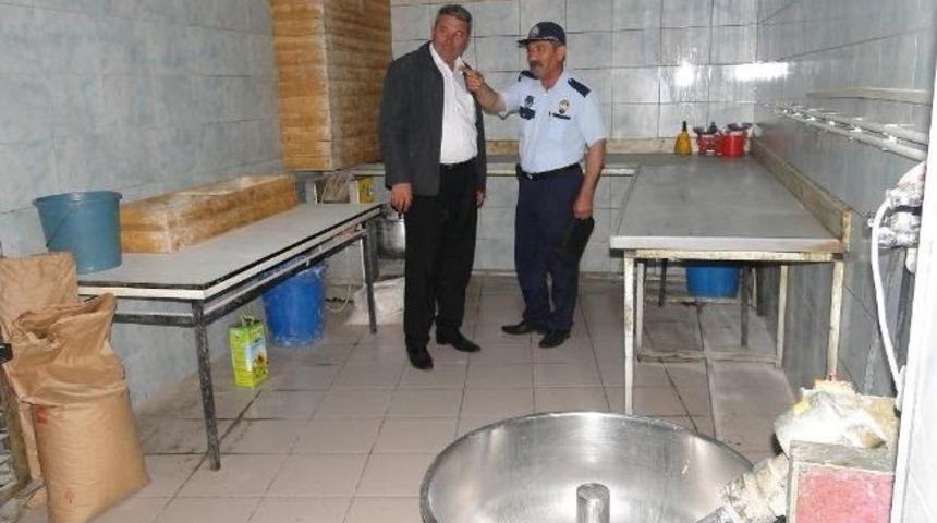 Sungurlu&rsquo;da Zabıtadan Ramazan Denetimi