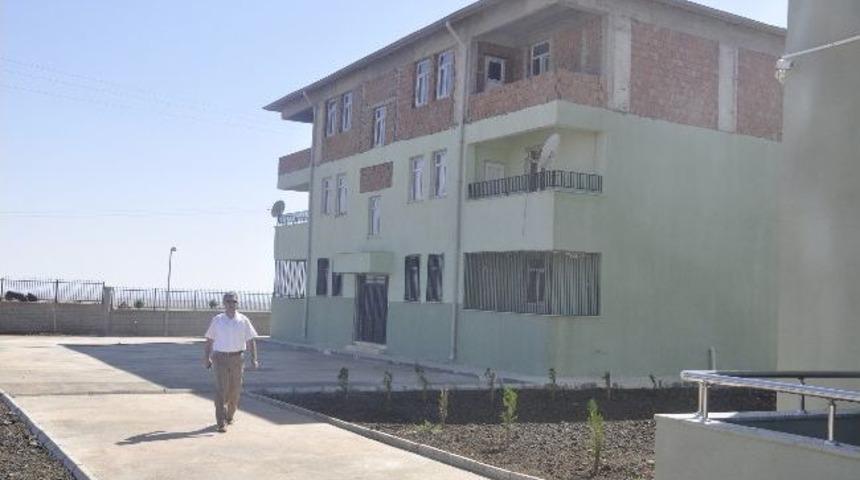 Kaymakam Erkal, İnşaatı Devam Eden Okulları İnceledi