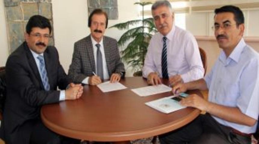 C&uuml; İle İşkur Arasında Protokol İmzalandı