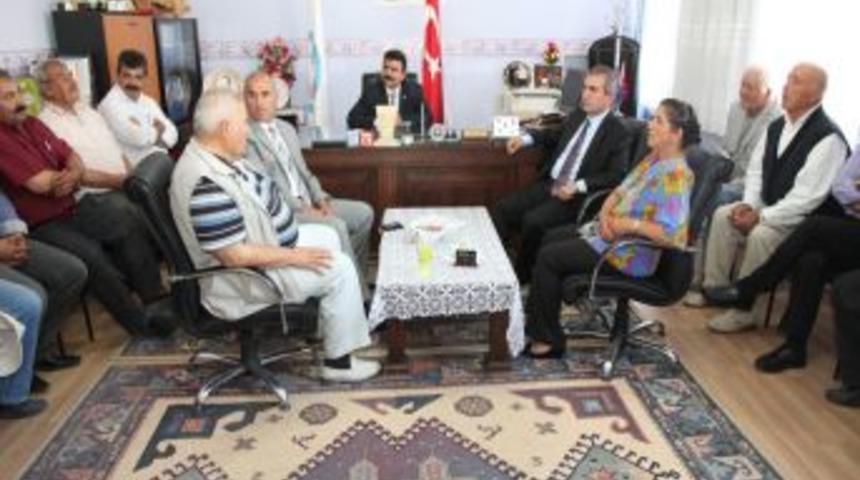 Vali Yazıcı: Hepimiz Bu Memleketin Farklı Renkleri Ve &Ccedil;i&ccedil;ekleriyiz