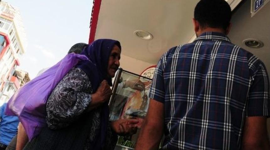 Ramazan Ayıyla Birlikte Dilenci Sayısı Da Arttı