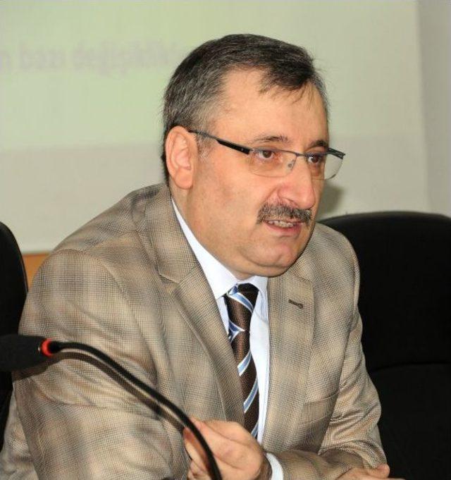 Manisa Belediyesi nde büyükşehir Belediyeciliği Semineri 1