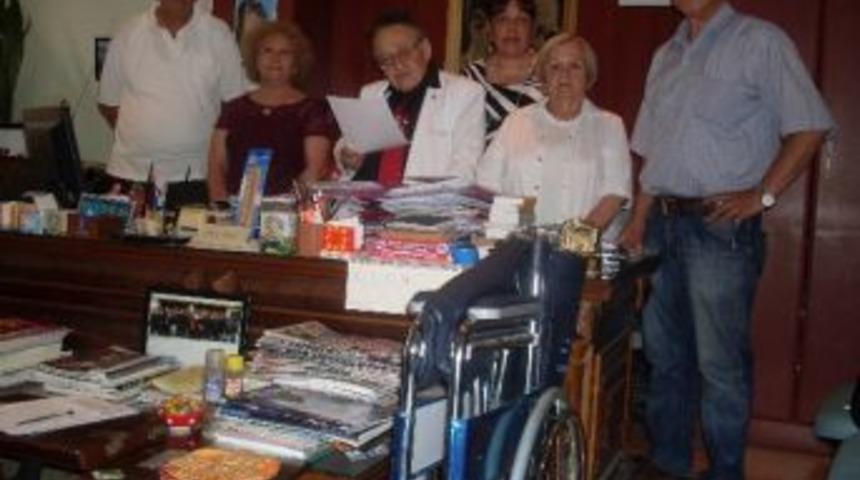 Çevre Derneği'nden Engellilere Ve Öğrencilere Destek