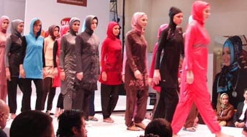 CNN'in haşema defilesi izlenimleri