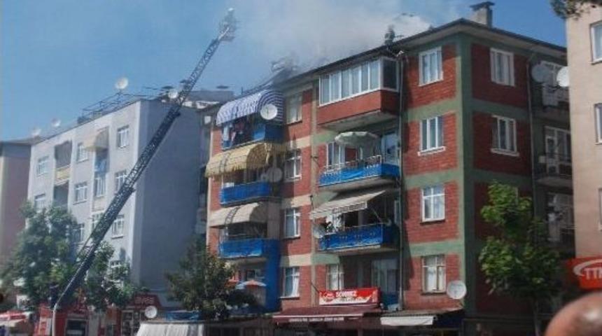Tokat&rsquo;ta &Ccedil;atı Yangını