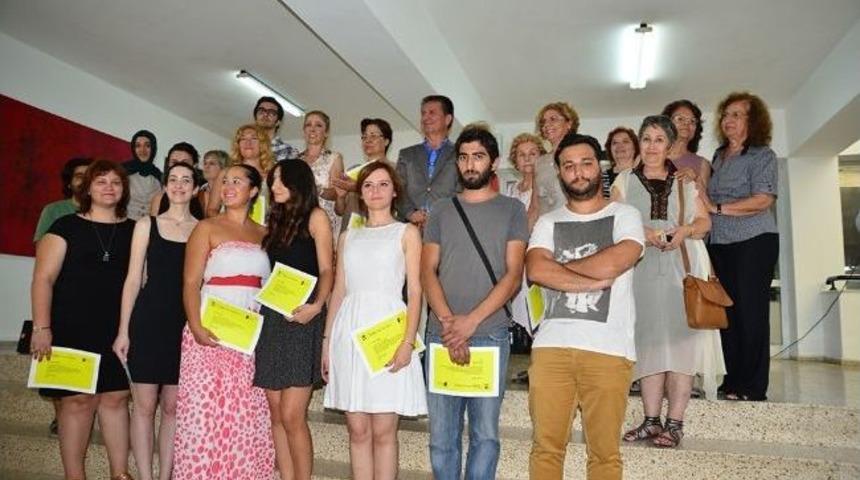 Gen&ccedil; Sanat&ccedil;ıların Eserleri, &ldquo;z Raporu&rdquo; Sergisi&rsquo;nde Buluştu